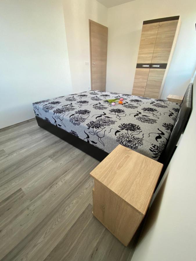 Mifi Apartman Balatonlelle Εξωτερικό φωτογραφία